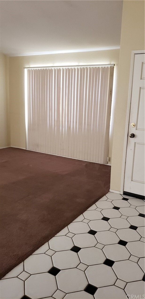 Building Photo - 4145 Windsor St