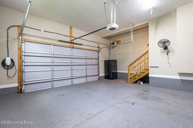 Building Photo - 825 Artisan Pkwy