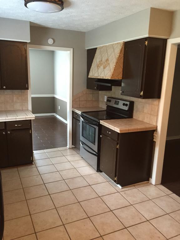 Building Photo - 403 Leary Ct