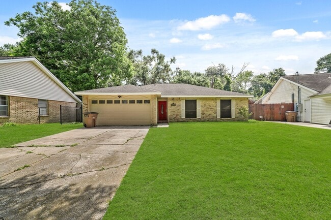Primary Photo - 5232 Cottonwood Cir