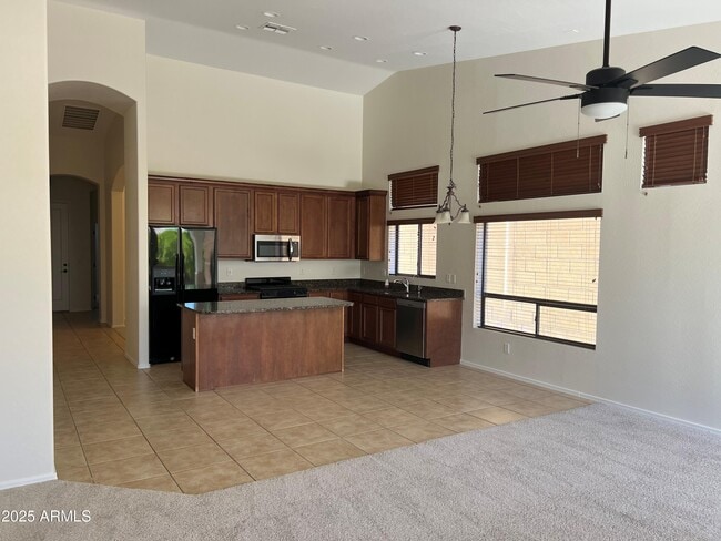 Building Photo - 6941 E Snowdon St