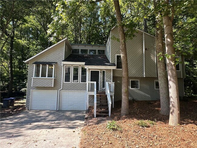 Building Photo - 330 Homestead Cir NW