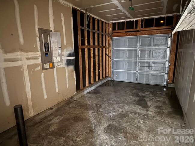 Building Photo - 1318 Nadies Ct