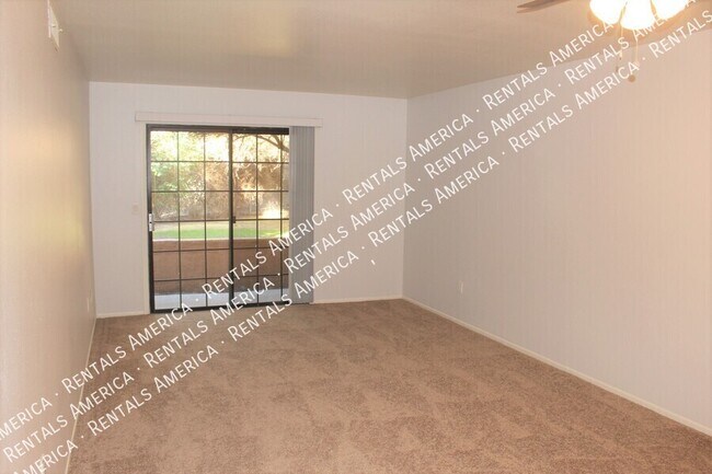 Building Photo - 3131 W Cochise Dr