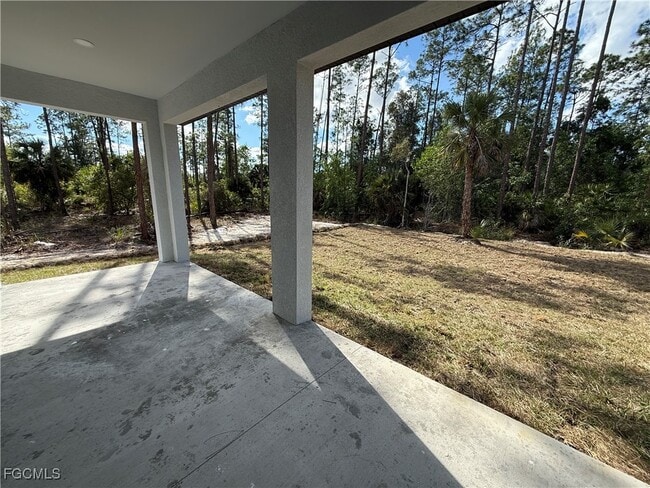 Building Photo - 106 Moore Ave