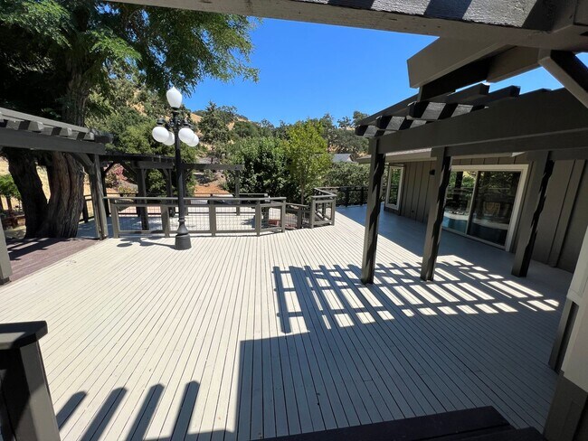 Building Photo - 2626 Mt Diablo Scenic Blvd