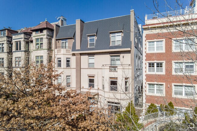 Building Photo - 1333 Euclid St NW