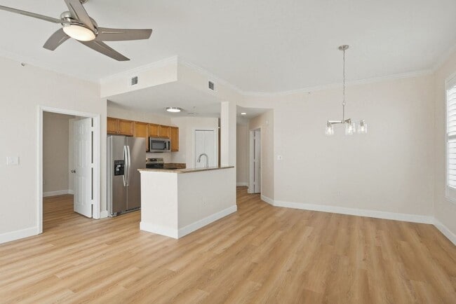 Building Photo - 700 S Harbour Island Blvd