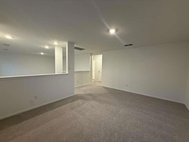 Building Photo - 17704 Sage Thrasher Dr