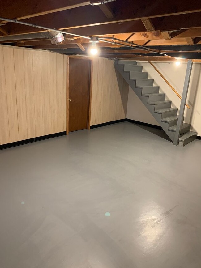 Building Photo - 1001-1007 Brookwood