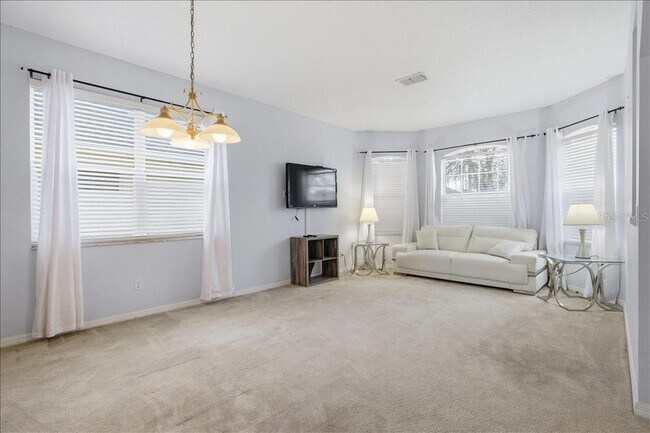 Building Photo - 227 Bonville Dr