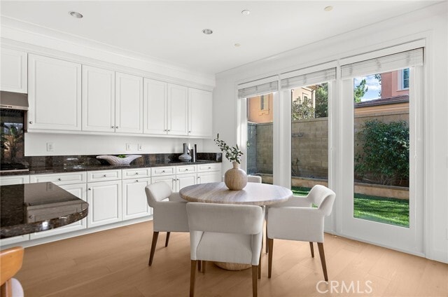 Building Photo - 75 Lupari