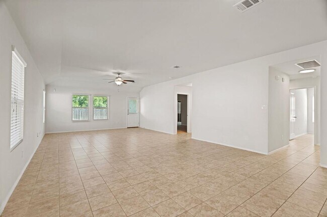 Building Photo - 817 Tabernash Dr