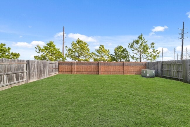 Building Photo - 6014 Bristol Spur Ln