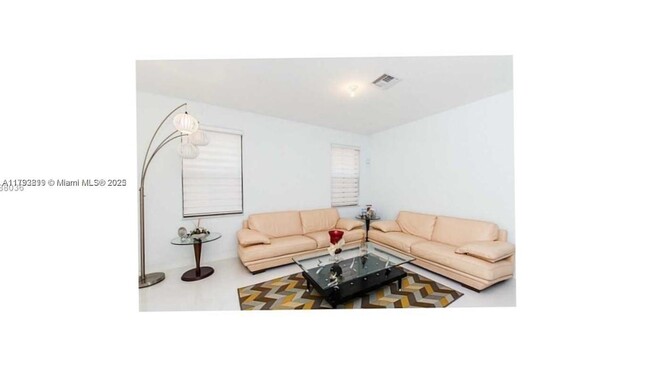Building Photo - 8770 NW 99th Path