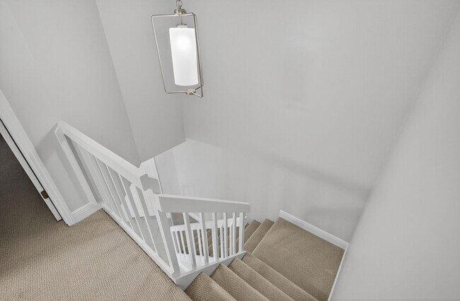 Building Photo - 246 Seabreeze Cir