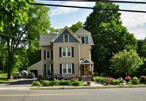 Building Photo - 70 Greenwood Ave