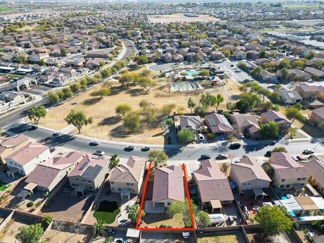 Building Photo - 3 bedroom Home!!