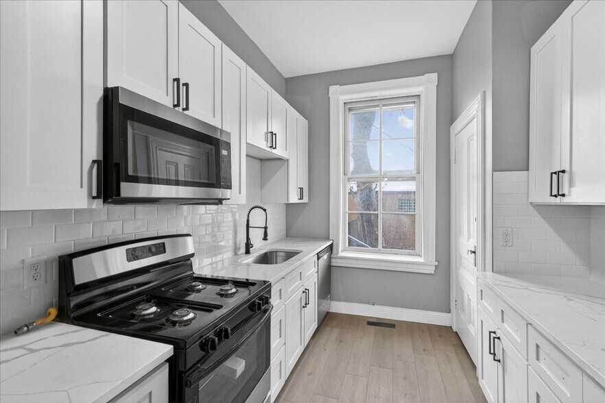 Building Photo - 1309 Shenandoah Ave