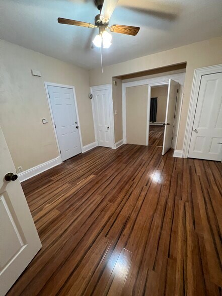 Building Photo - 178 1st St