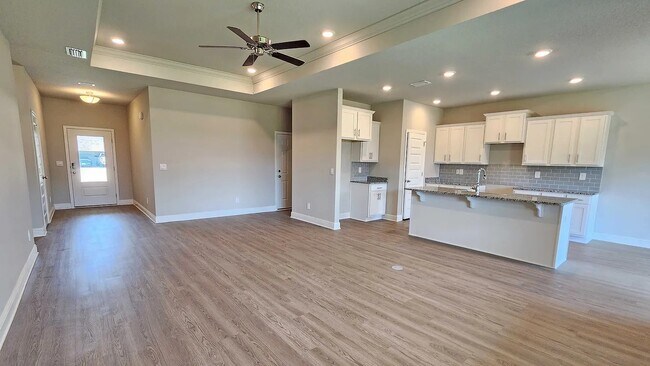 Building Photo - 10532 S Redland St