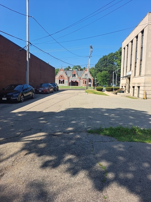 Primary Photo - 14 Johnson St