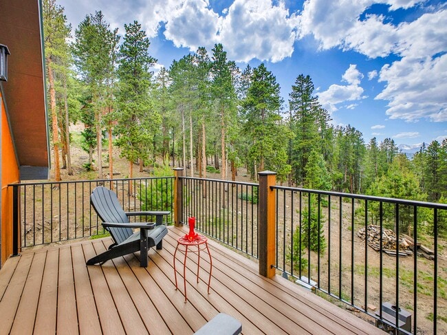 Building Photo - 785 Warren Gulch Rd