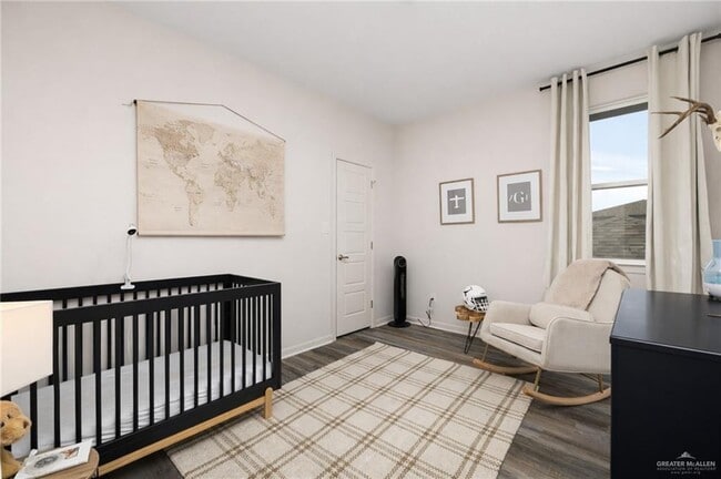 Building Photo - 11 N 13th St