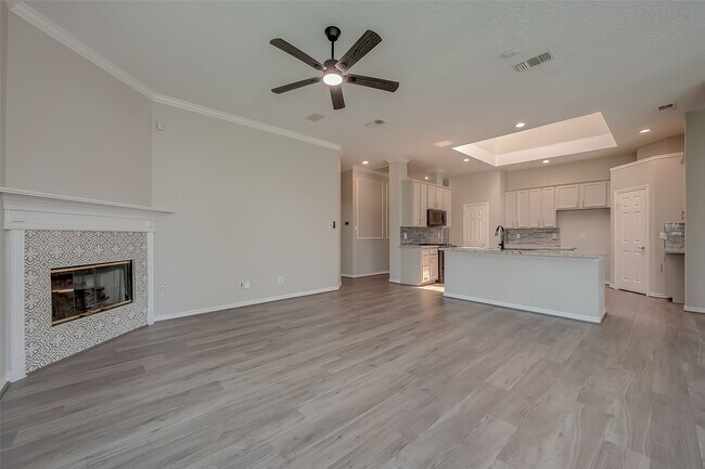 Building Photo - 14323 Floret Estates Ct