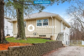 Building Photo - 3 Bedroom Pet-Friendly Home in INDEPENDENC...