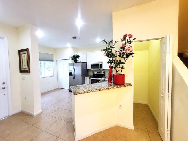 Building Photo - Vero Beach Florida Vero Beach Rent, LLC and Rental Property Management Company