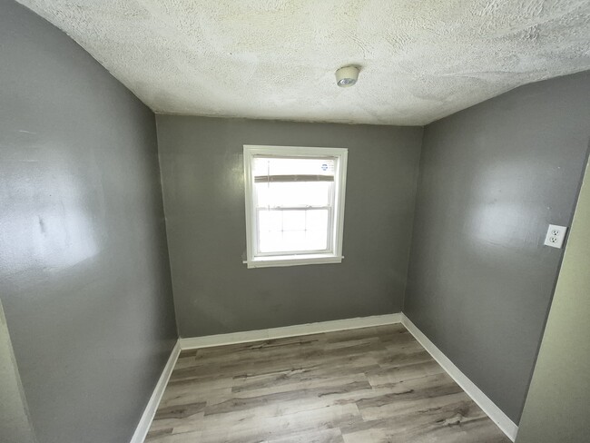 Building Photo - Bulkley