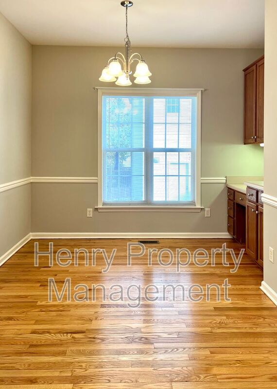 Building Photo - 109 Kindred Way