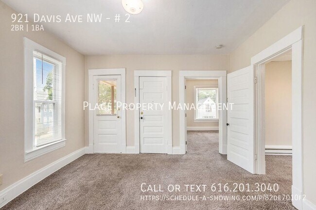 Building Photo - 921 Davis Ave NW