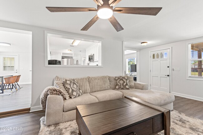 Building Photo - 1914 Clay Ave