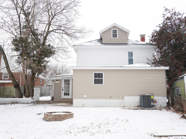 Building Photo - Charming 4 Bedroom House in Parkville, MD