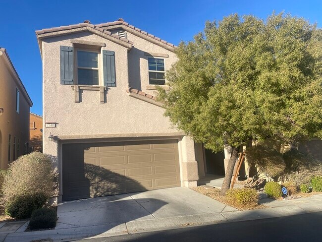 Primary Photo - Carry Over Showing: This property has been...