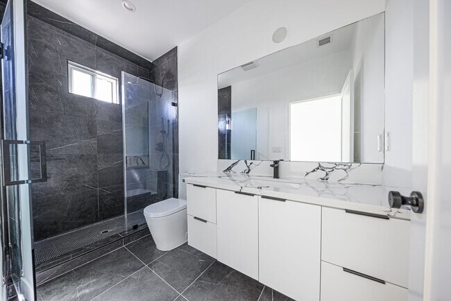 Building Photo - 1954 Purdue Ave