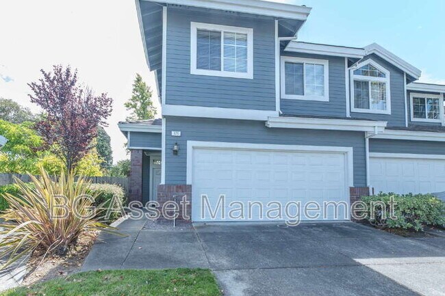 Building Photo - 176 Scotts Valley
