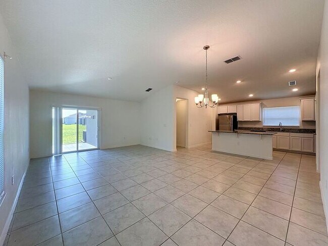 Building Photo - BEAUTIFUL HOME IN PRESERVATION POINTE, DAVENPORT