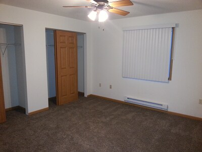 Building Photo - 309 WI-16