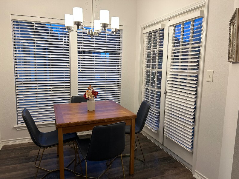 Building Photo - 3001 Cedar St