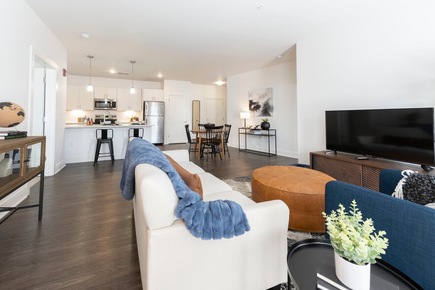 The Whit Apartments 307 N Pennsylvania St Indianapolis IN 46204