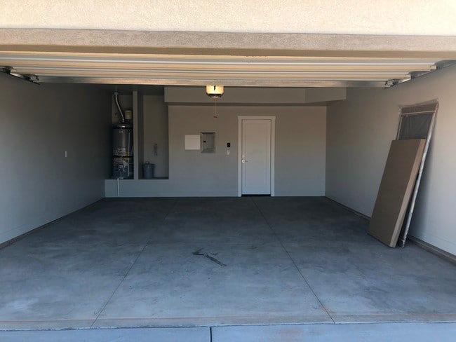 Building Photo - 655 S Malorie Wy