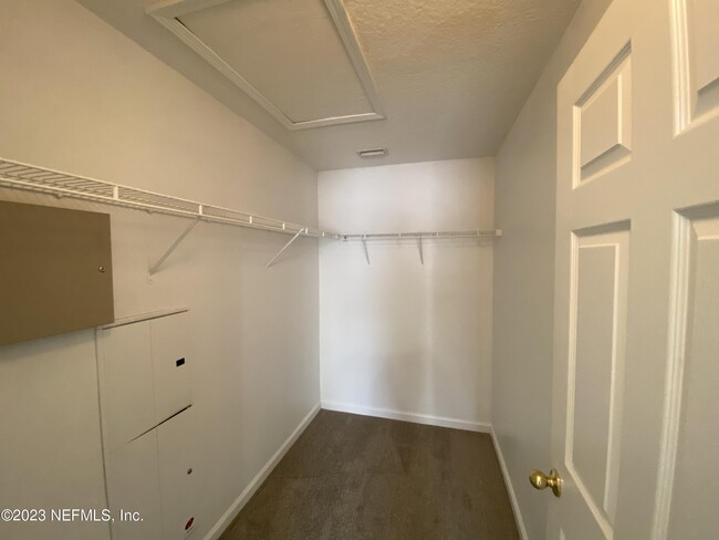 Building Photo - 8204 White Falls Blvd