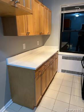 Building Photo - 2 Greenridge Ave