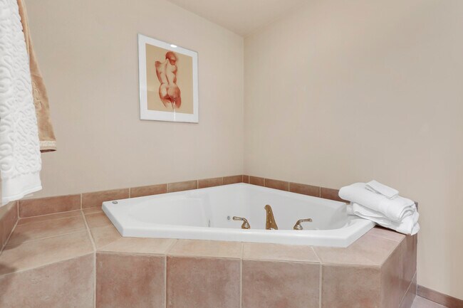 Building Photo - 72816 Mesa View Dr