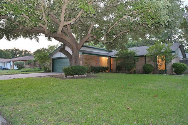 Building Photo - 4107 Pyracantha Dr