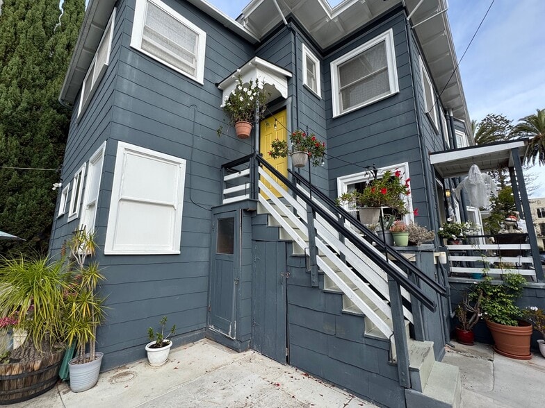 Primary Photo - 2514 Central Ave