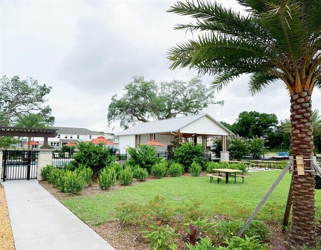 Building Photo - 1504 Broad Wing Ln
